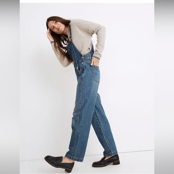 Straight-Leg Overalls in Dennett Wash - Picture 2 of 7